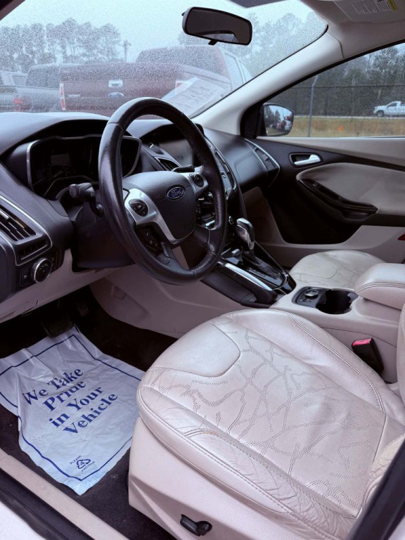 2013 Ford Focus Image 8