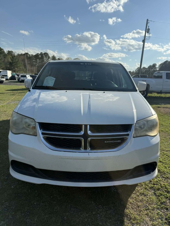 2011 Dodge Grand Caravan Image 1