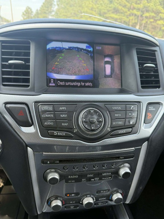 2018 Nissan Pathfinder Image 9