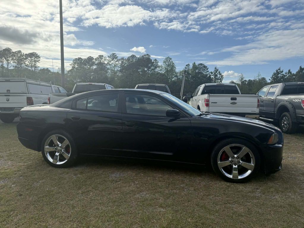 2013 Dodge Charger Image 2