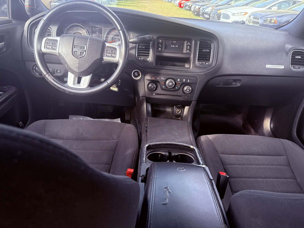 2013 Dodge Charger Image 6