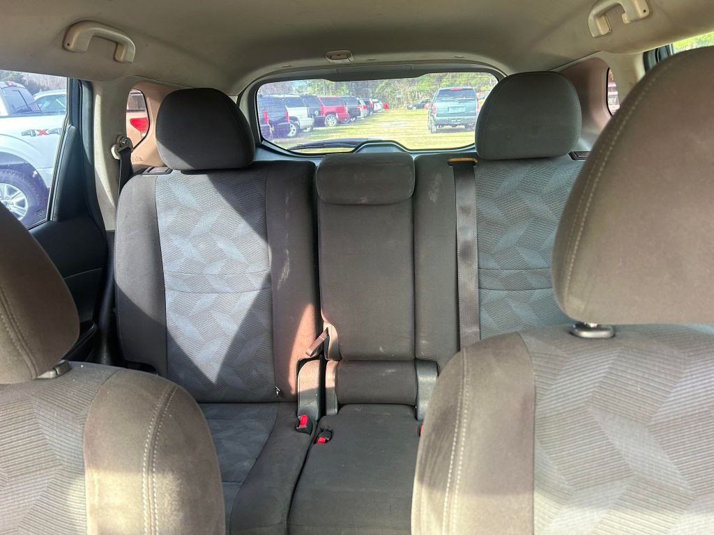 2016 Nissan Rogue Image 7