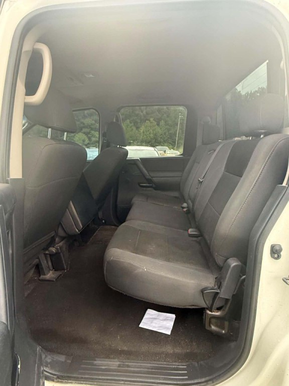 2008 Nissan Titan Image 6