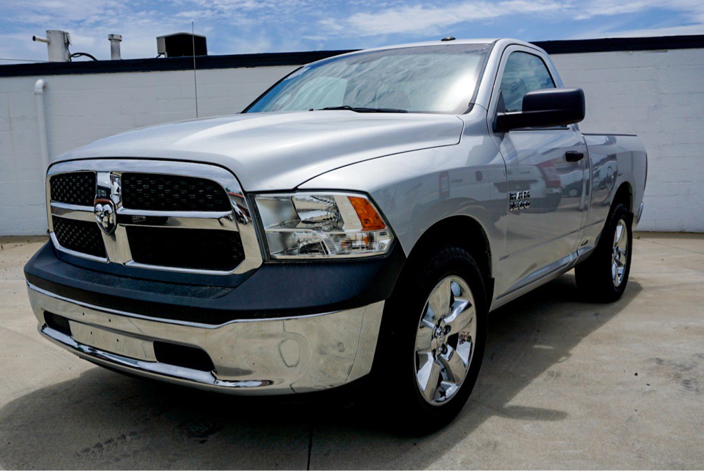 2017 Dodge Ram 1500 Image 2
