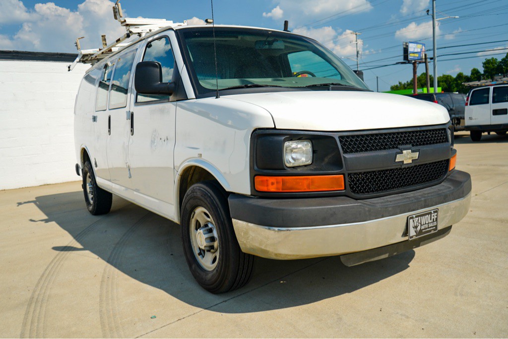 2014 Chevrolet Express Image 4