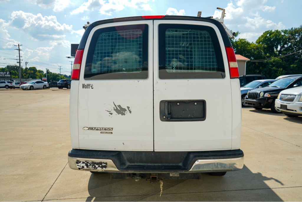 2014 Chevrolet Express Image 7