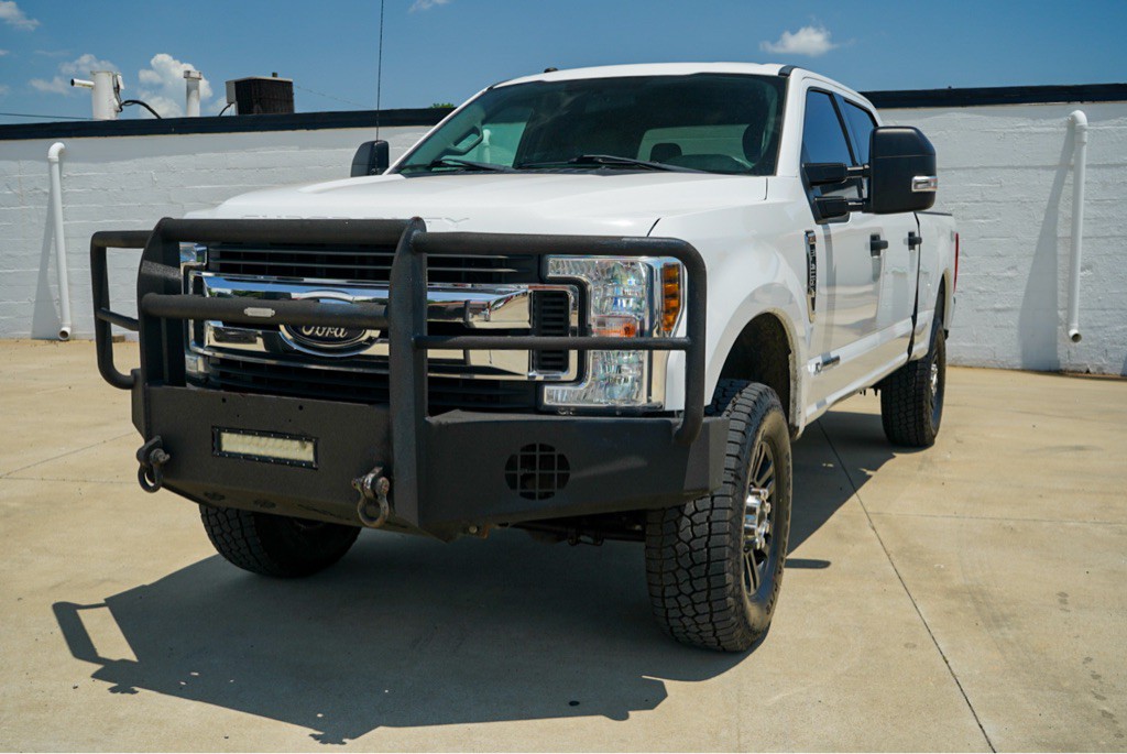 2018 Ford F-250 Image 2