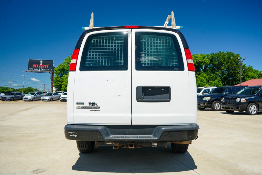 2012 Chevrolet Express Image 7