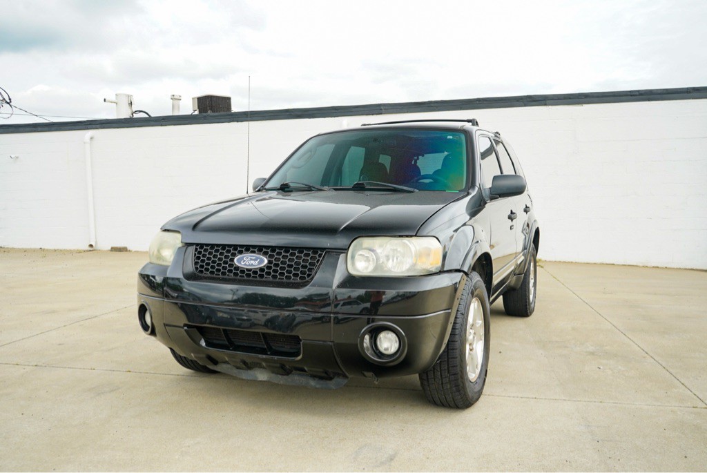 2007 Ford Escape Image 2