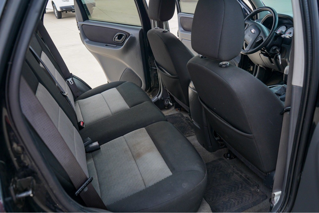 2007 Ford Escape Image 11