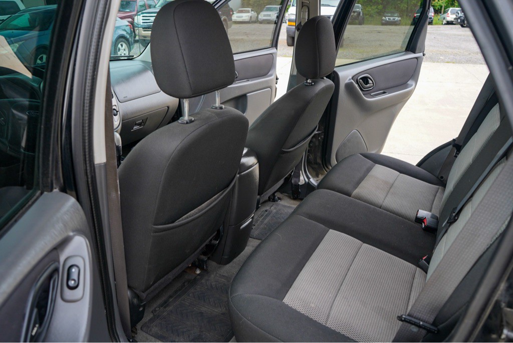 2007 Ford Escape Image 13