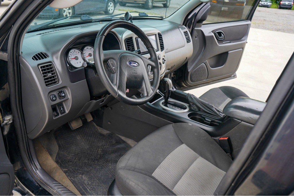 2007 Ford Escape Image 14