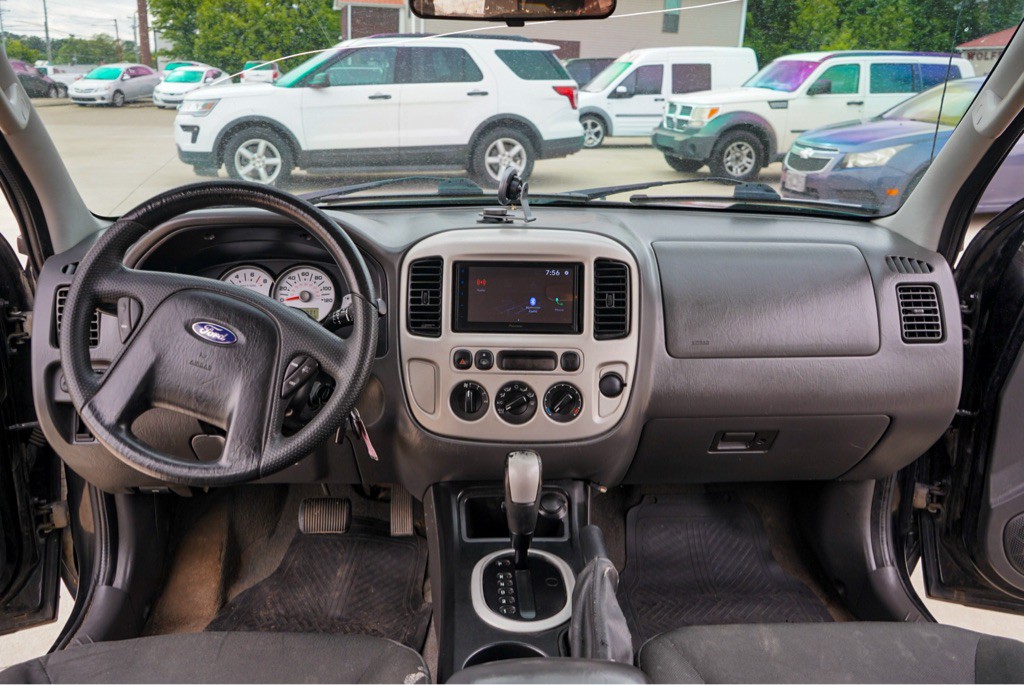 2007 Ford Escape Image 15