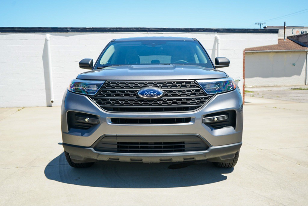 2021 Ford Explorer Image 3
