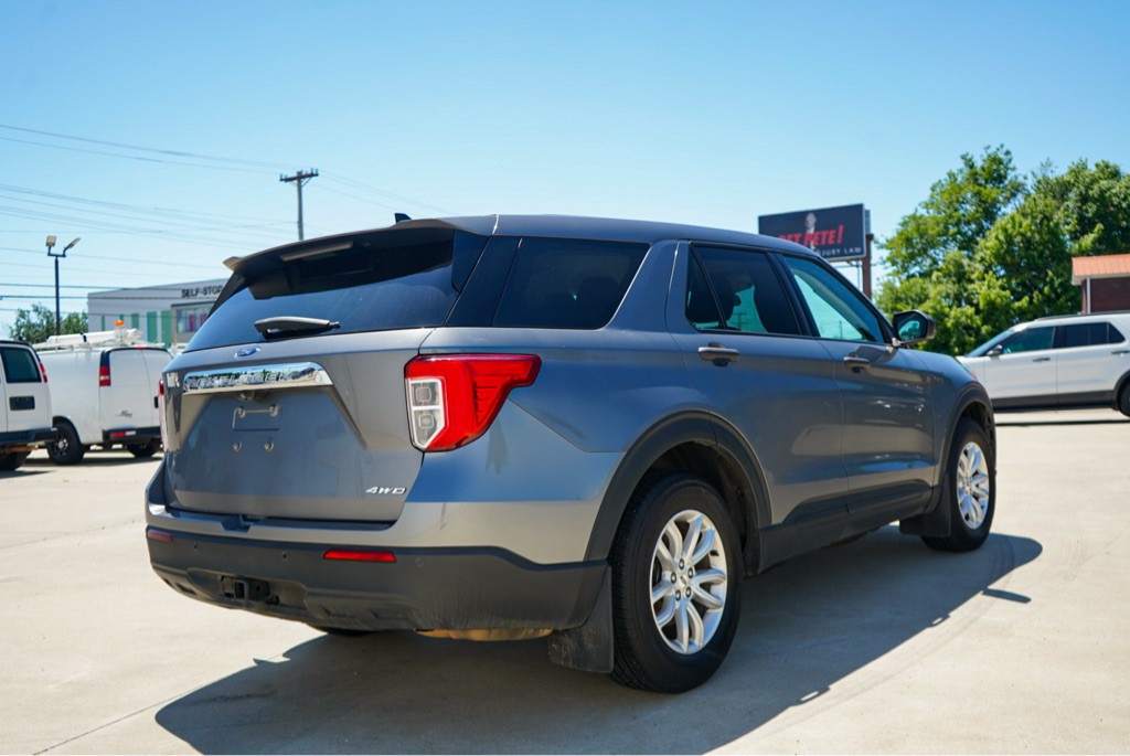 2021 Ford Explorer Image 6