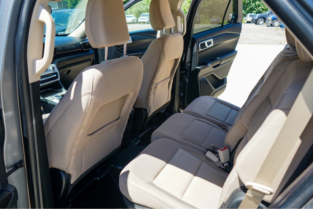 2021 Ford Explorer Image 12