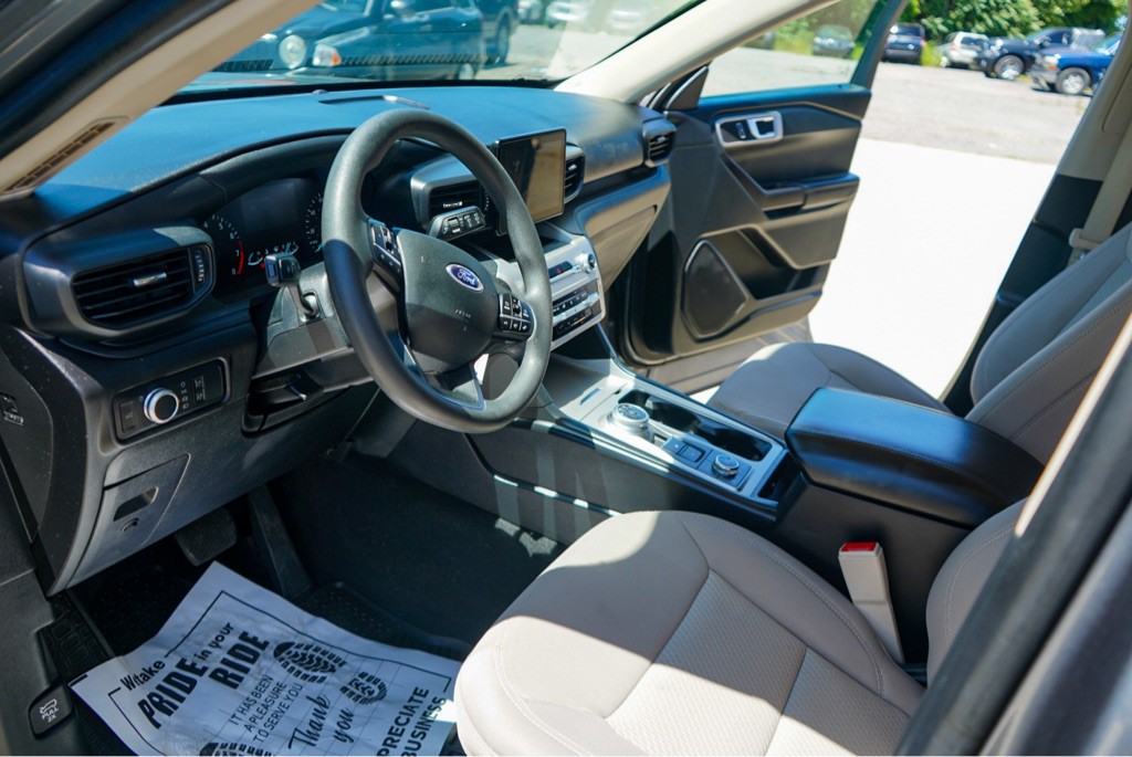 2021 Ford Explorer Image 13
