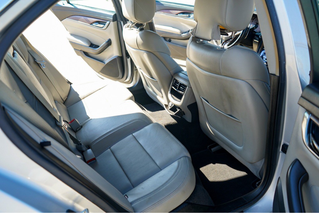 2016 Cadillac CTS Image 11