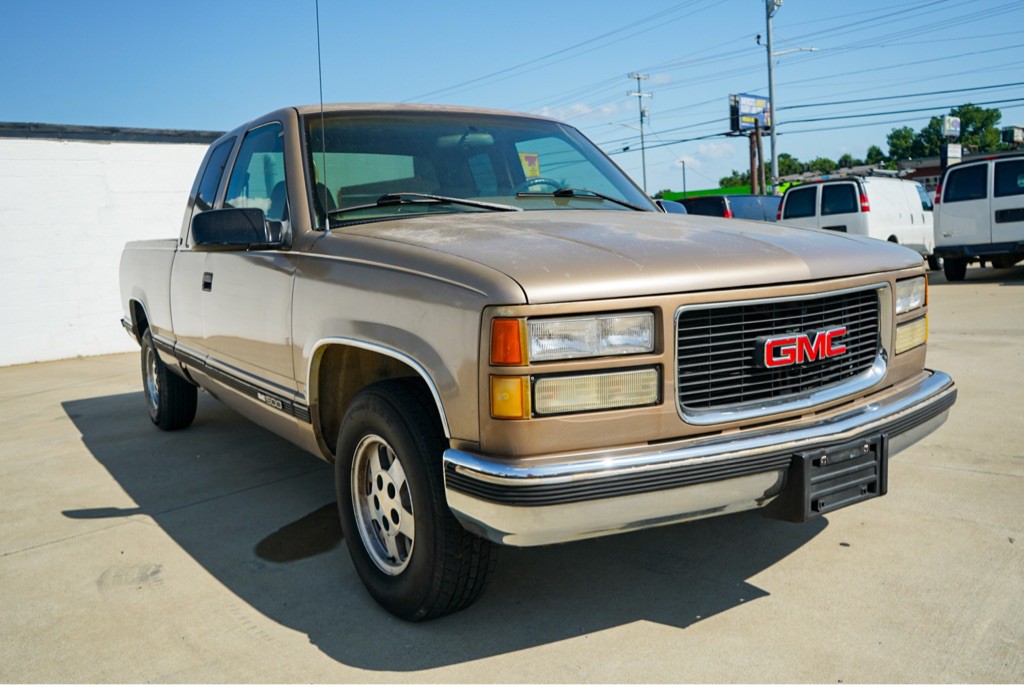 1995 GMC Sierra Image 4