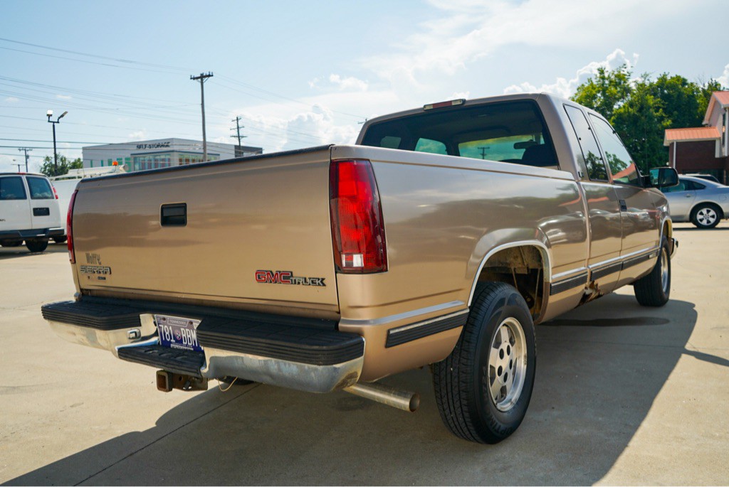 1995 GMC Sierra Image 6