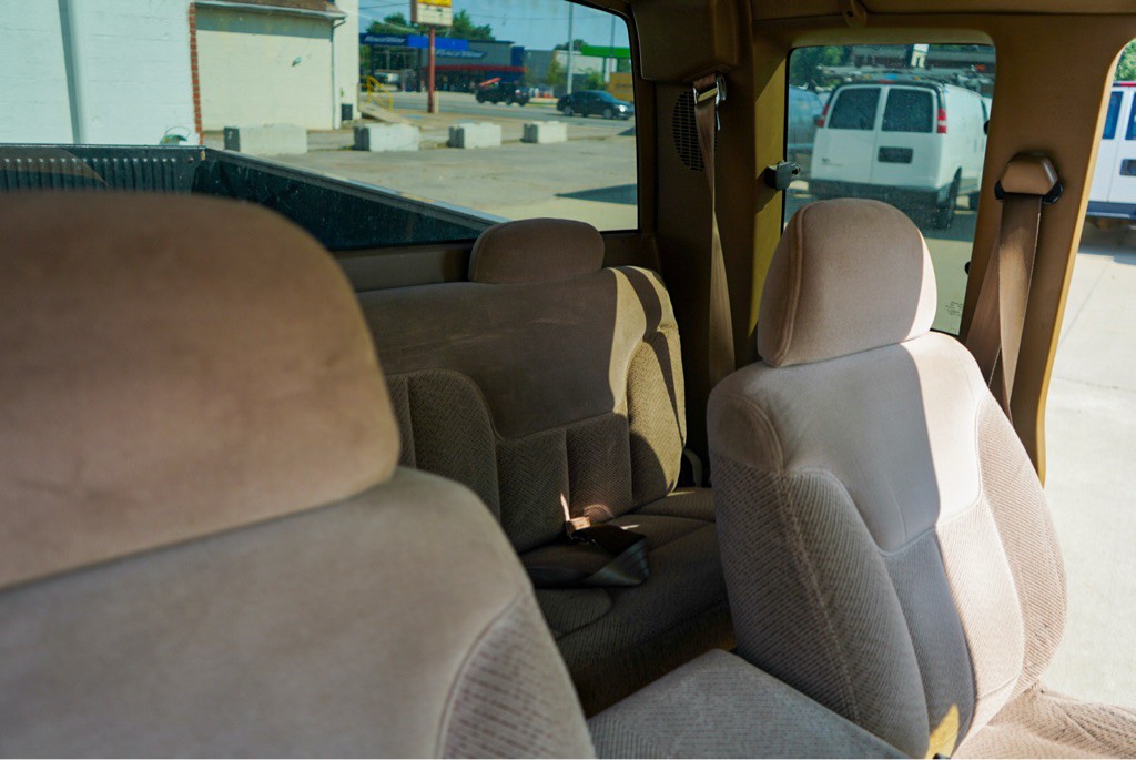 1995 GMC Sierra Image 11