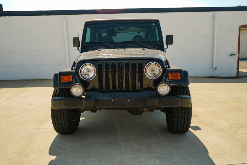 2001 Jeep Wrangler Image 2