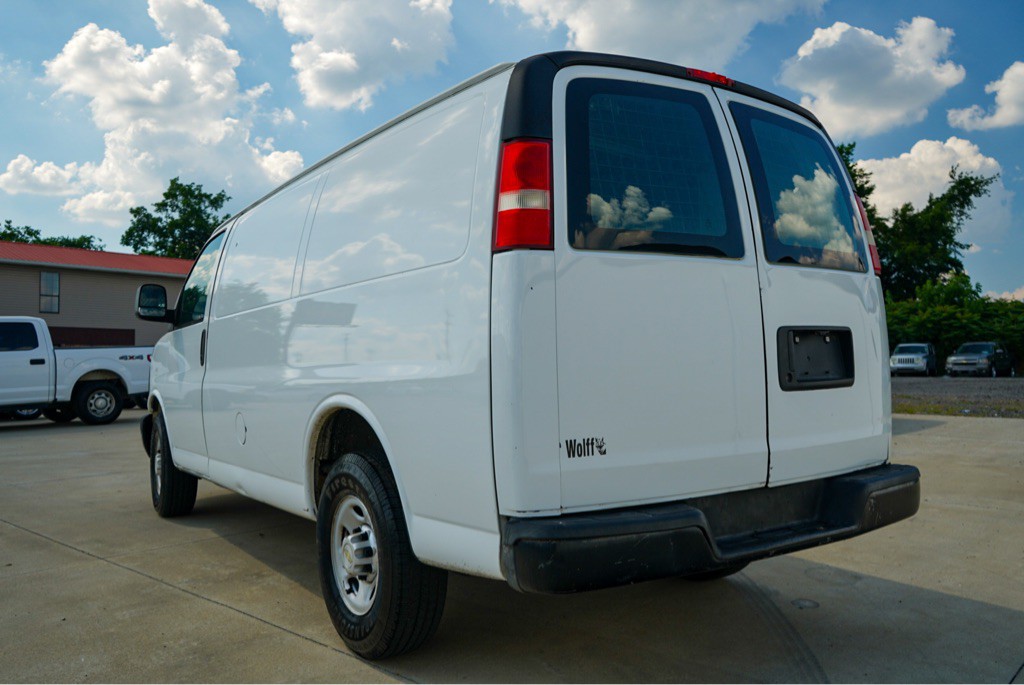 2012 Chevrolet Express Image 8