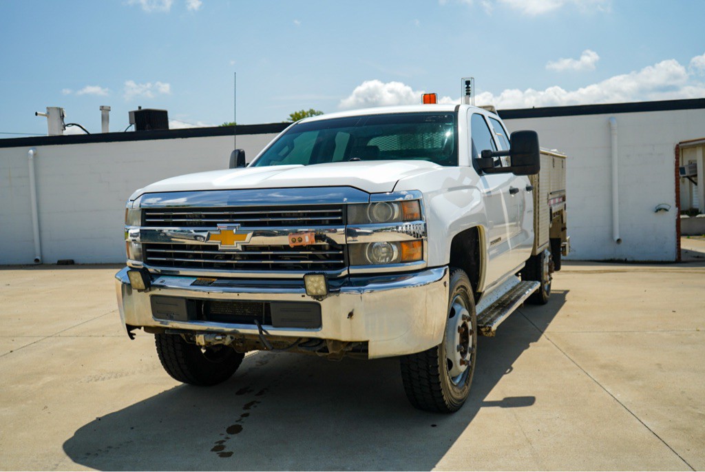 2015 Chevrolet Silverado 1500 Image 2