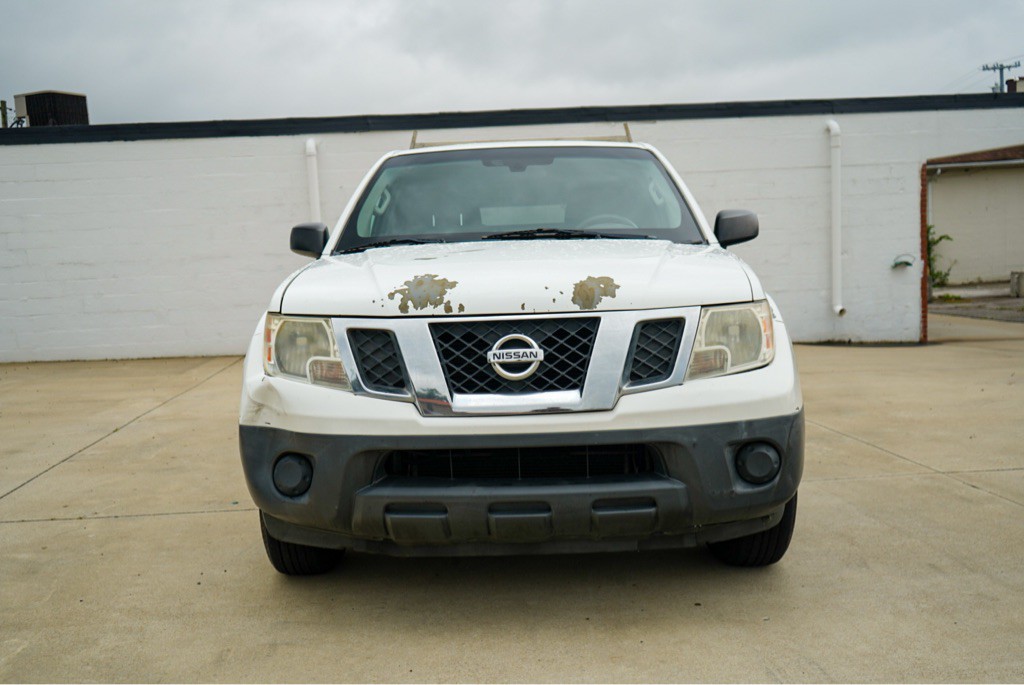 2014 Nissan Frontier Image 3