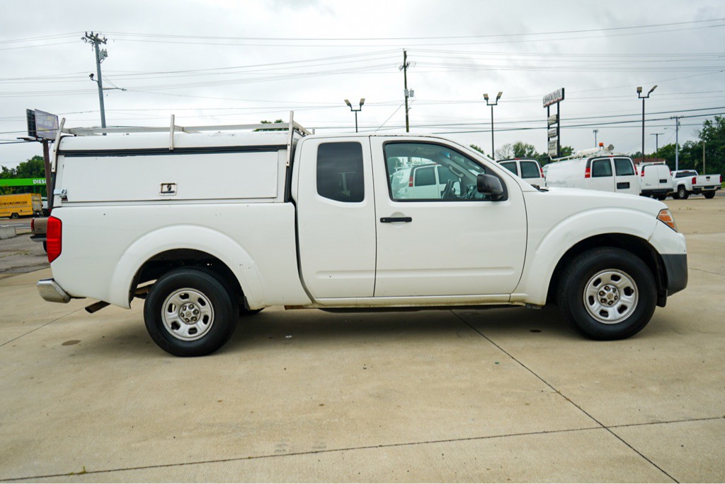 2014 Nissan Frontier Image 5