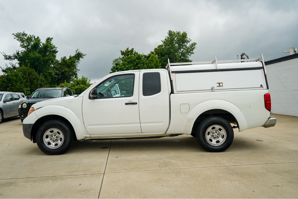 2014 Nissan Frontier Image 9