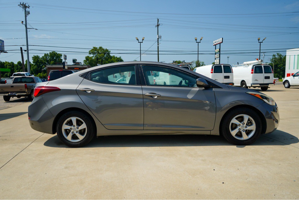 2014 Hyundai Elantra Image 5