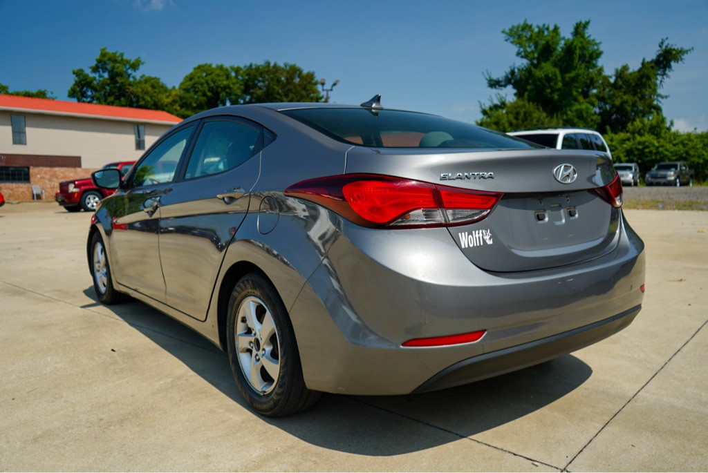 2014 Hyundai Elantra Image 8