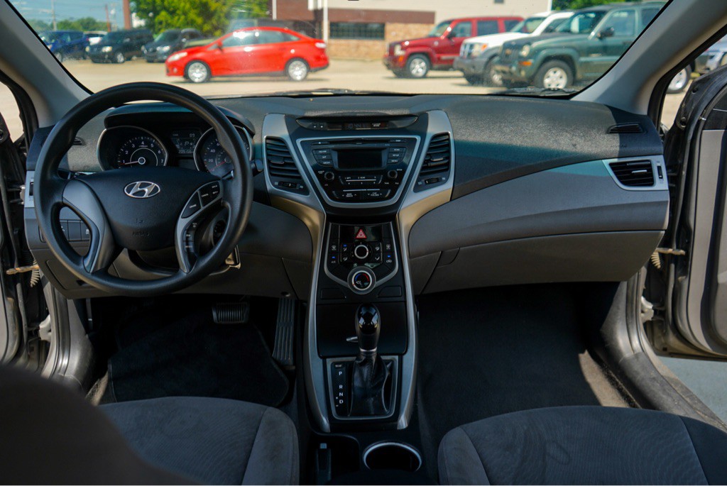 2014 Hyundai Elantra Image 14