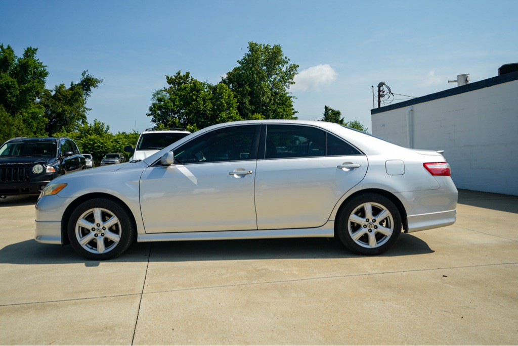 2009 Toyota Camry Image 12