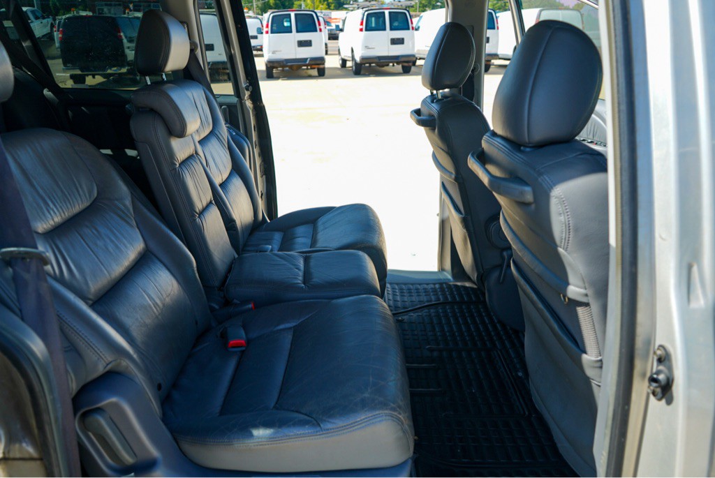 2005 Honda Odyssey Image 10
