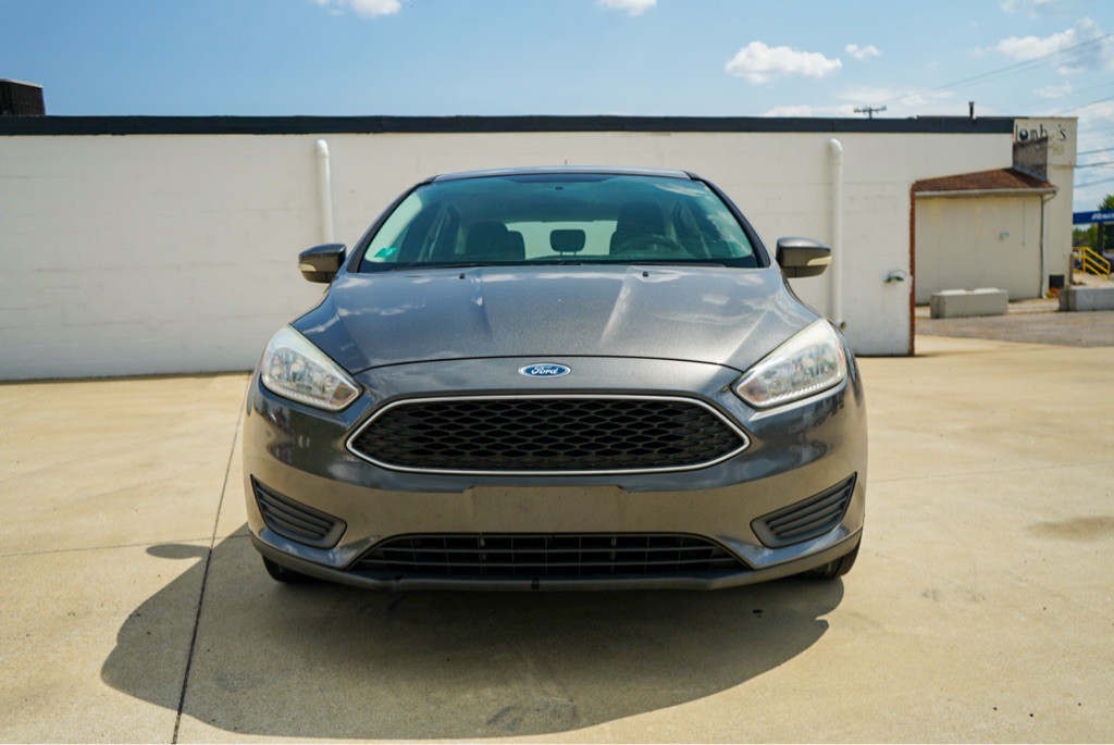 2016 Ford Focus Image 3