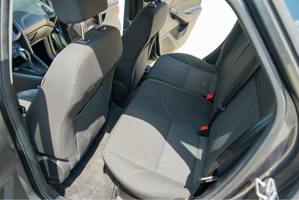 2016 Ford Focus Image 12
