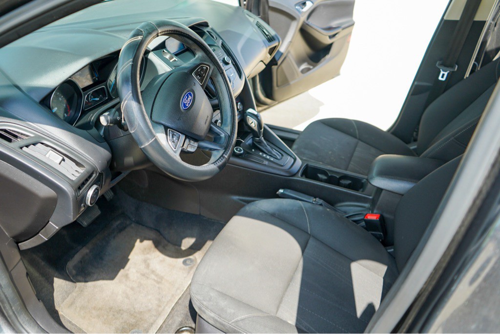 2016 Ford Focus Image 13