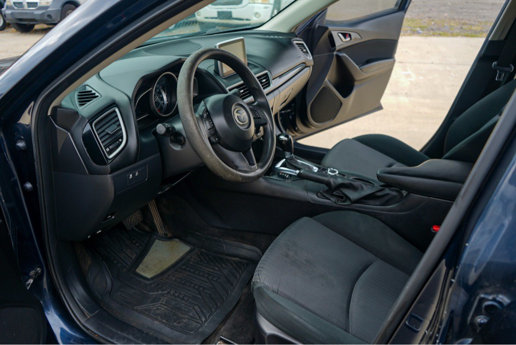 2015 Mazda Mazda3 Image 13