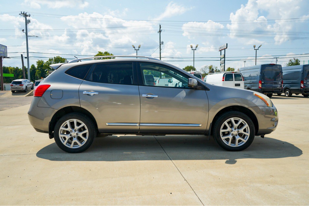 2013 Nissan Rogue Image 5
