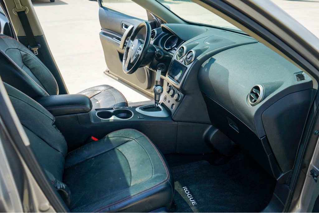 2013 Nissan Rogue Image 10
