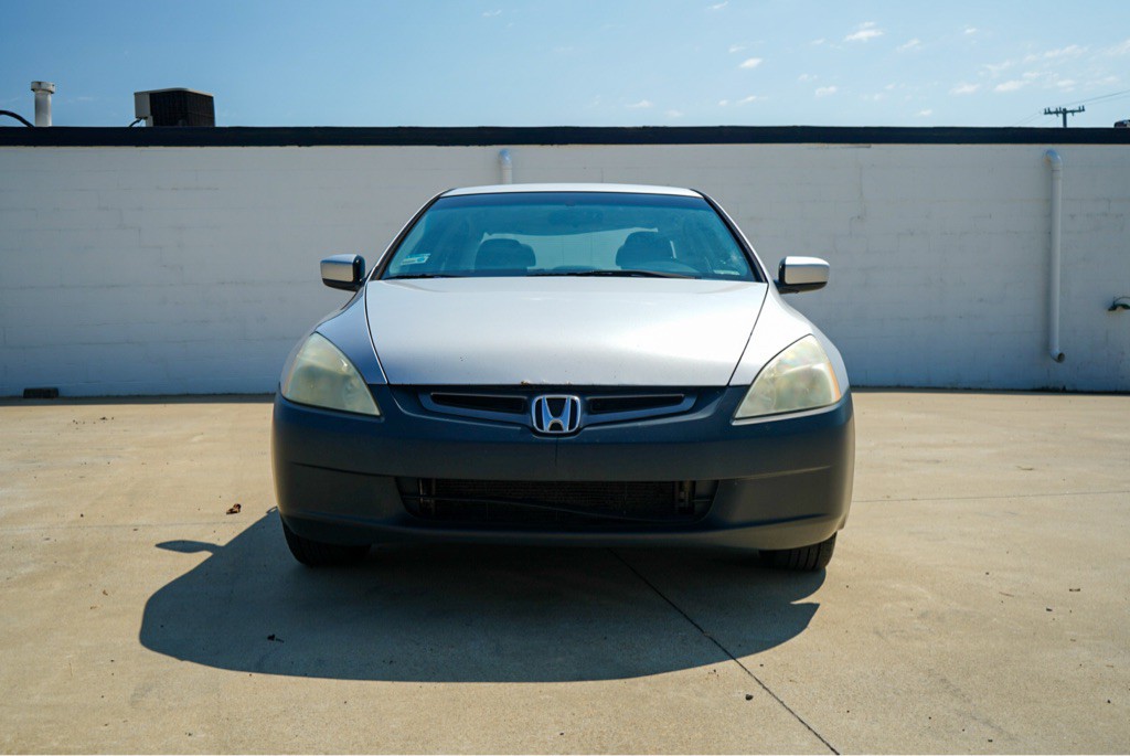 2005 Honda Accord Image 3