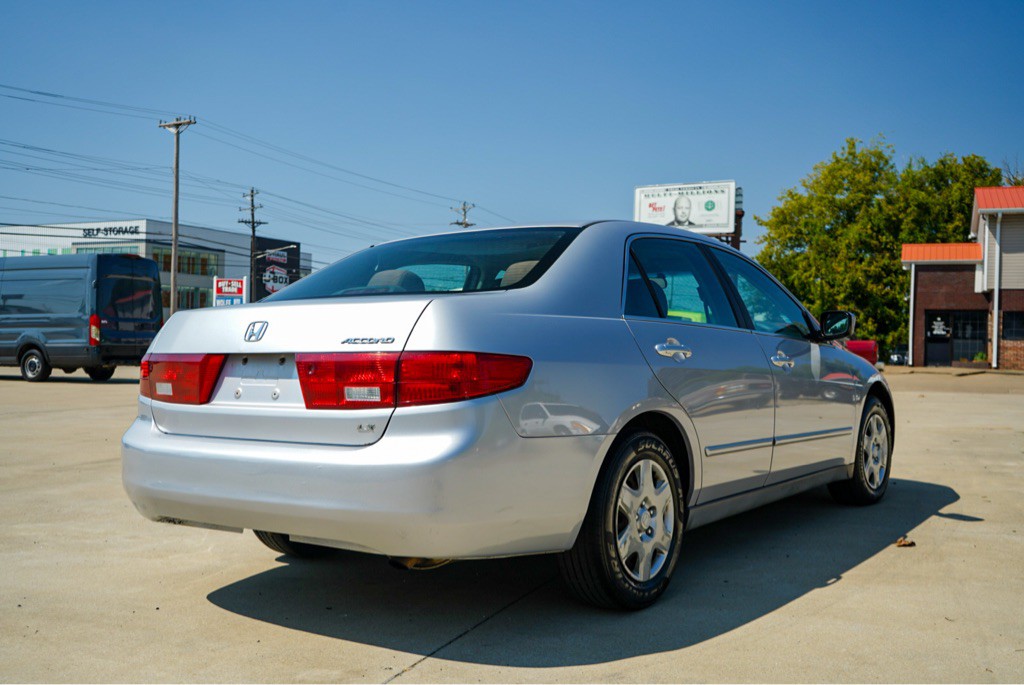 2005 Honda Accord Image 6