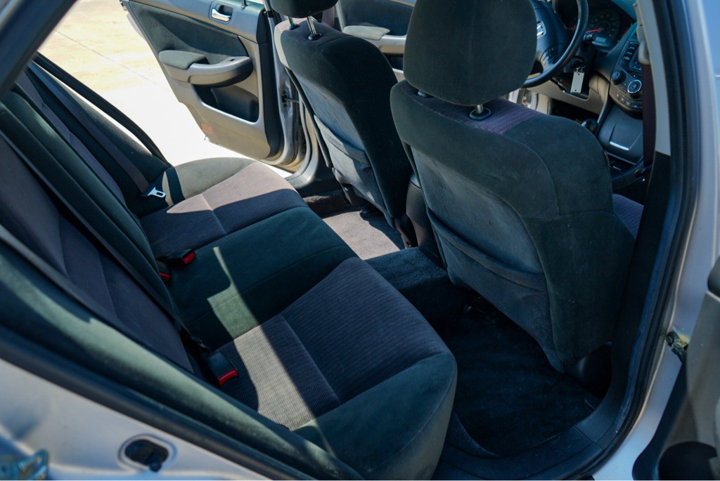 2005 Honda Accord Image 11