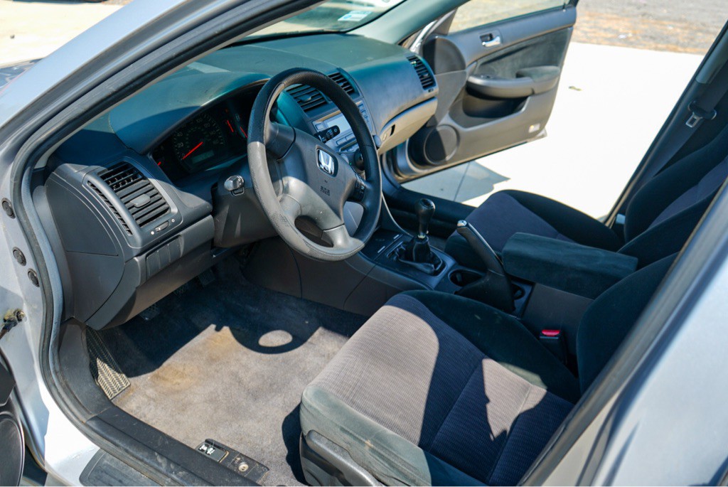 2005 Honda Accord Image 13