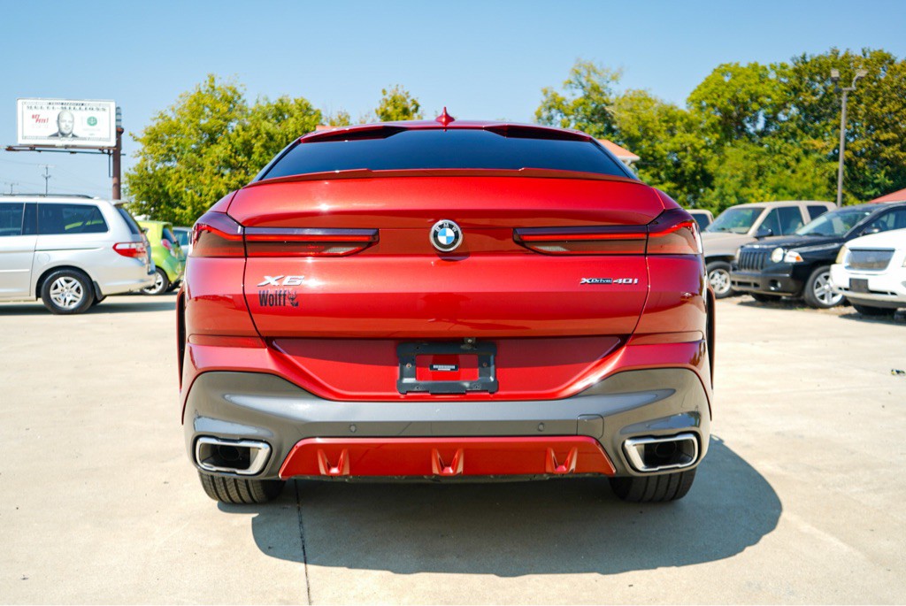 2021 BMW X6 Image 7