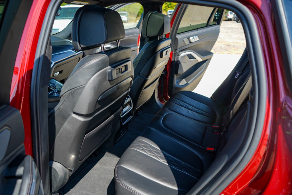 2021 BMW X6 Image 12