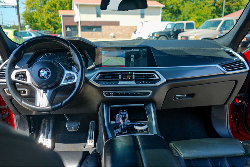 2021 BMW X6 Image 14