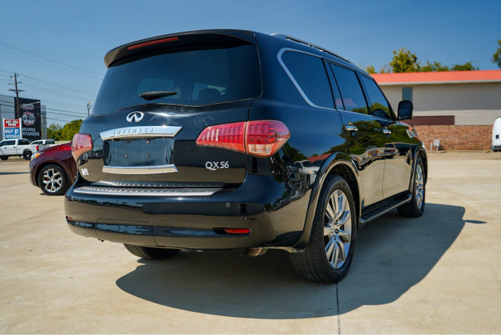 2012 INFINITI QX56 Image 6